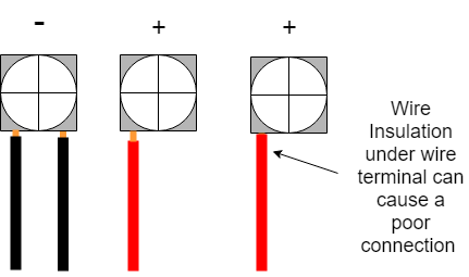 3 wire terminals with wire insulation under one terminal